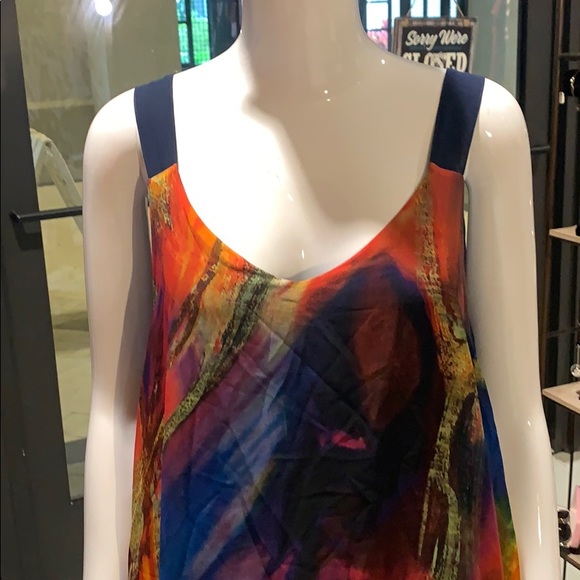 Maxi - Picture 8 of 9